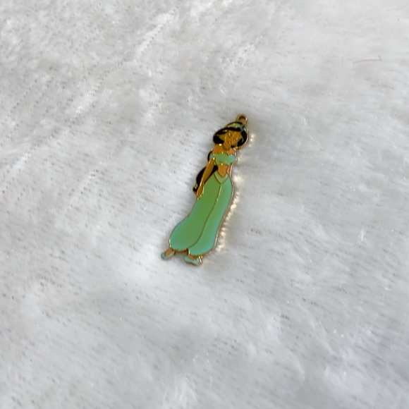 Disney’s Aladdin Gold Enamel Jasmine Pendant - Picture 1 of 5
